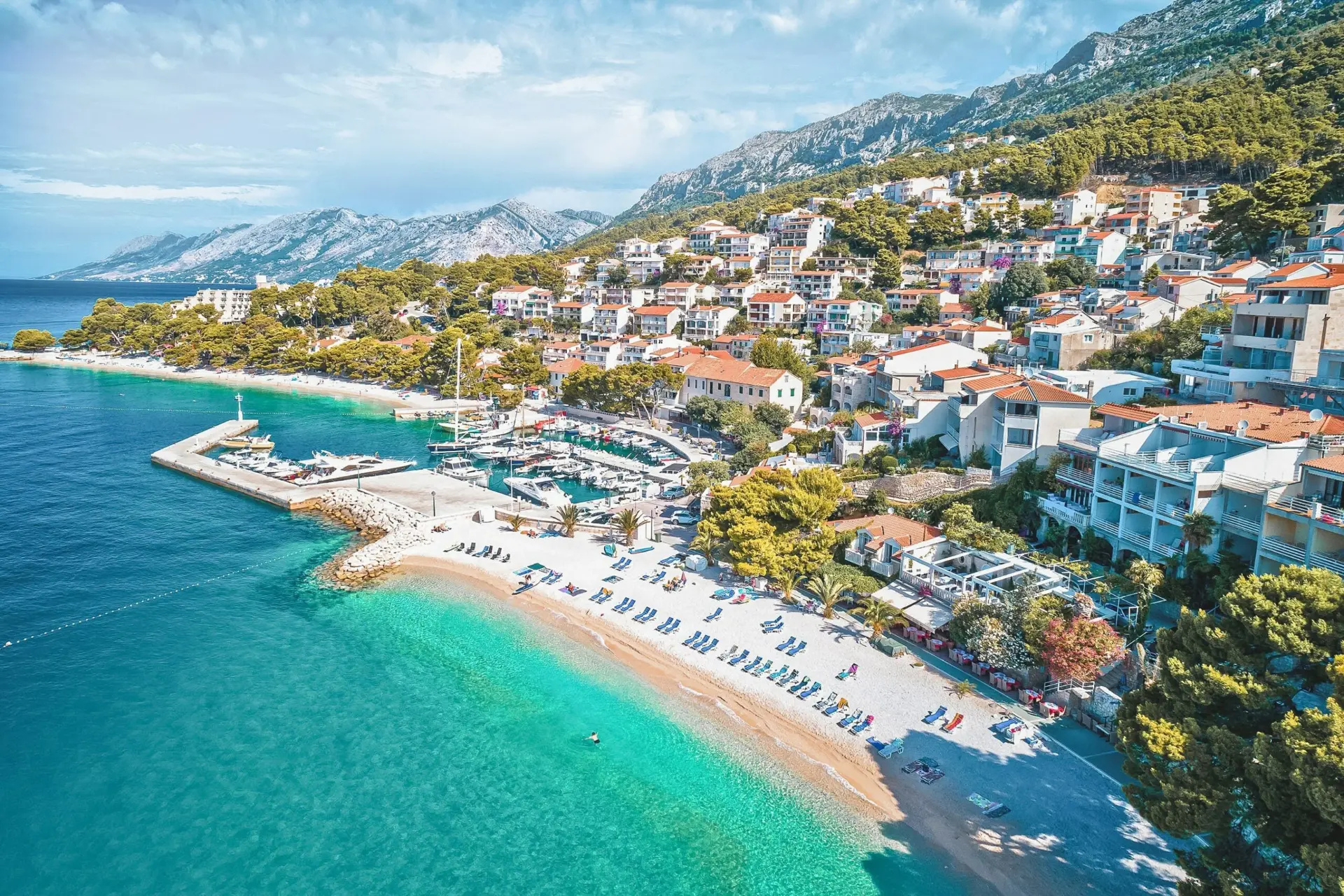 Plaža Brela s kamenom Brela